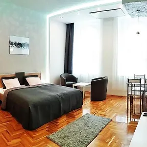 Unique Town Apartment. Clear Comfort. Budapeszt